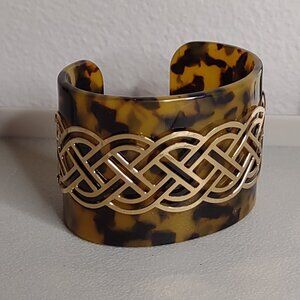 6 Inch Cute Lightweight Plastic Cuff Bracelet